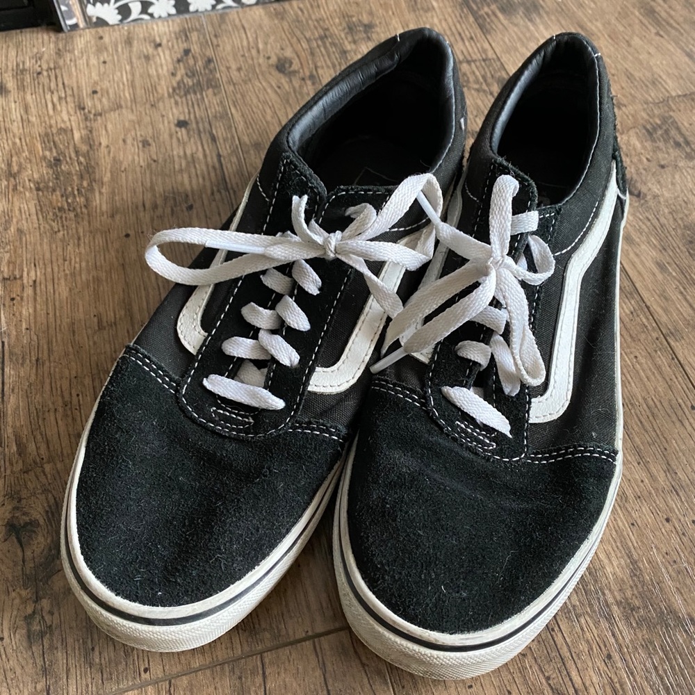 VANS LOW TOP BLACK